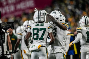 Packers sobra em campo e vence fácil o Seahawks.